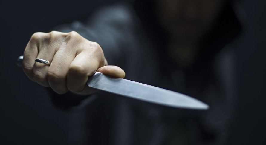 В Хакасии сельчанин посчитал нож весомым аргументом в споре