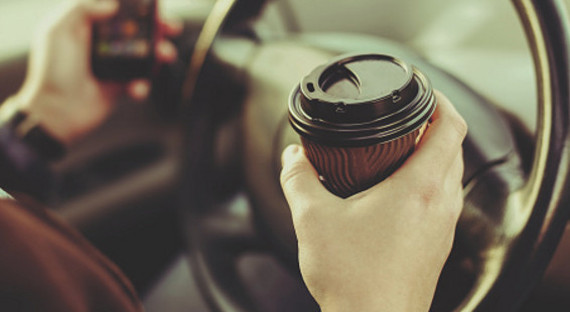 Красноярец грабил таксистов, «угощая» их кофе