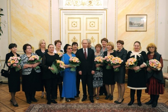 Владимир Путин поблагодарил многодетные семьи