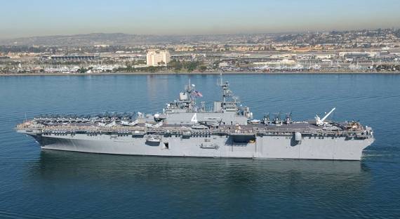 В Средиземное море вошли десантные корабли США