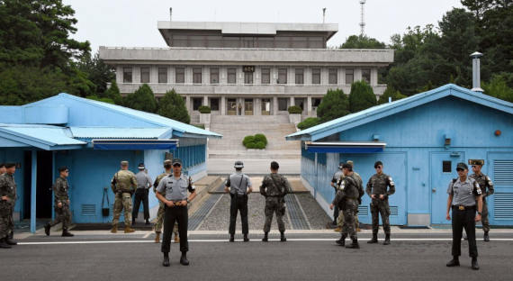 КНДР намерена ввести войска в демилитаризованную зону