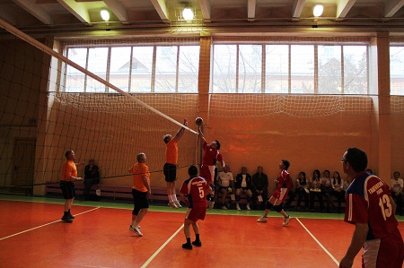 В Хакасии пройдет межрегиональный турнир по волейболу среди ветеранов