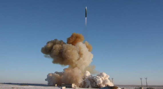 РВСН до конца года примут на вооружение две ракеты «Авангард»