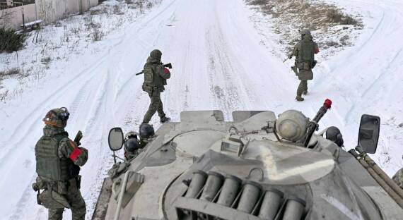 Российские войска с боями продвигаются в Авдеевке