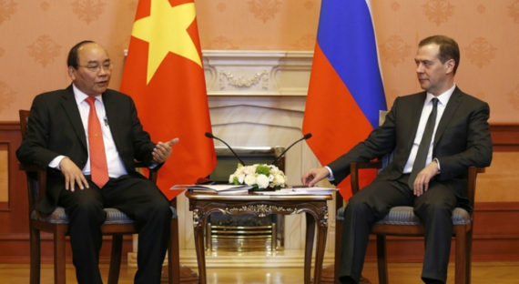 В Ханое начались переговоры премьеров России и Вьетнама