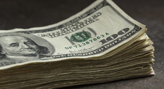 Силуанов: доллар превращается в рискованный инструмент