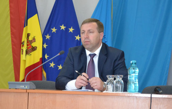 Пранкер заставил главу МВД Молдовы рассекретить данные о покупке оружия у Украины