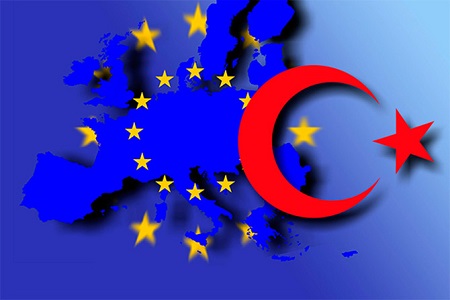 Евросоюз заплатит Турции за мигрантов