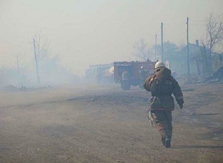 На борьбу с огнем в Хакасии направлены все силы МЧС
