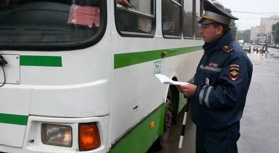 Глава Хакасии Виктор Зимин потребовал усилить требования к пассажироперевозчикам