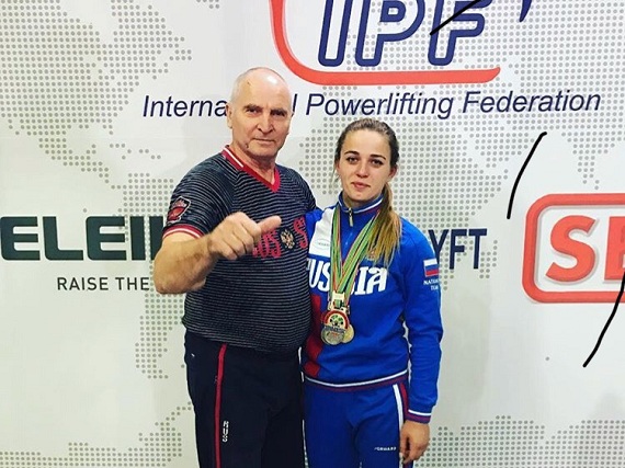 Даниела Колесник из Хакасии стала чемпионкой мира по пауэрлифтингу