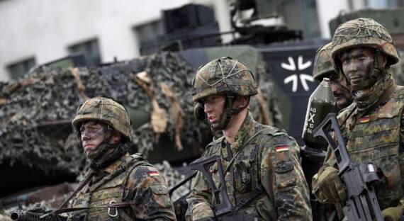 Бауэр: НАТО не готово «отреагировать на российскую угрозу»