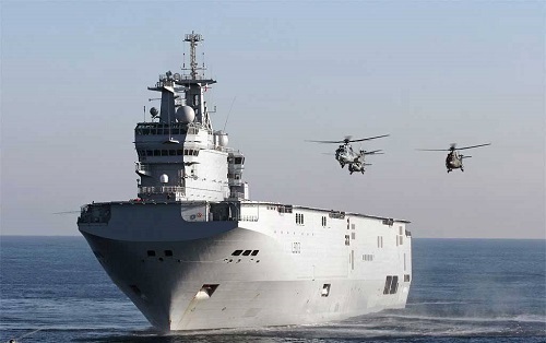 Российскому флоту пообещали новый десантный вертолетоносец к 2022 году