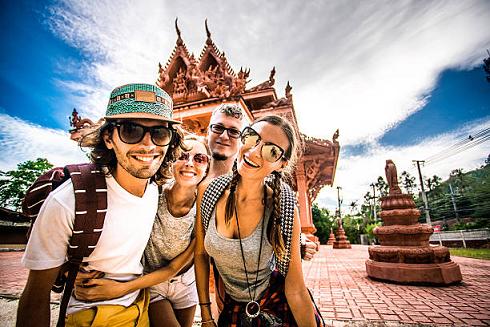 Все приезжающие в Таиланд туристы теперь встанут на учет Минобороны