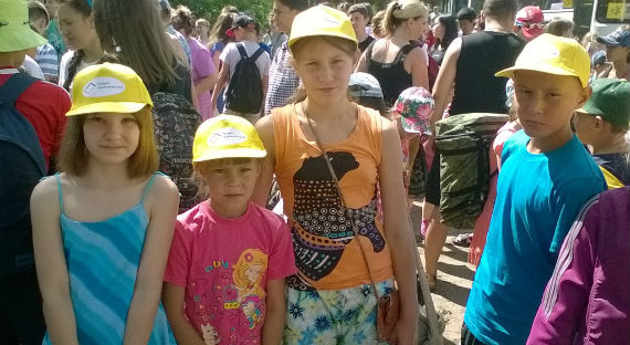 Разрез Аршановский организовал отдых для детей в летнем лагере
