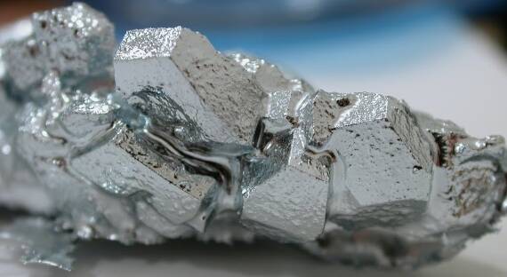 Китай ограничил экспорт важных для микроэлектроники металлов — галлия и германия
