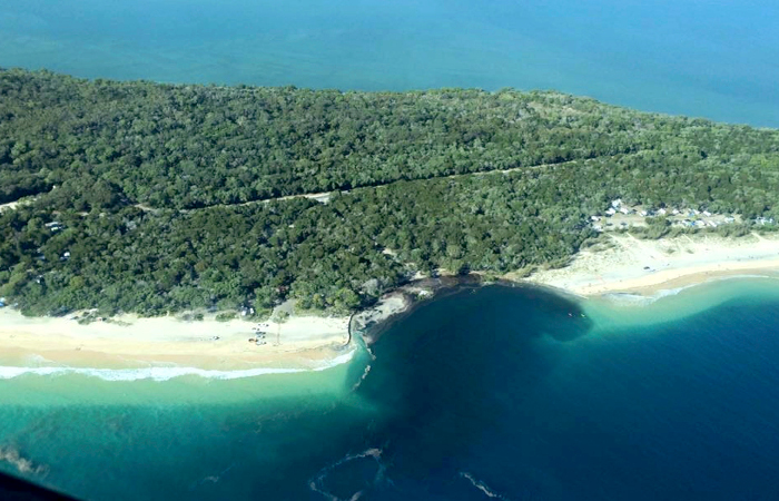 В Австралии часть пляжа ушла под воду