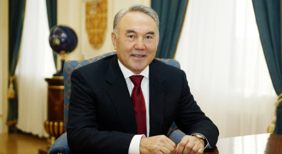 Назарбаев ввел в Казахстане новый алфавит