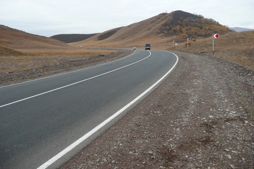 В Хакасии продолжается ремонт дороги Бирикчуль - Вершина Теи