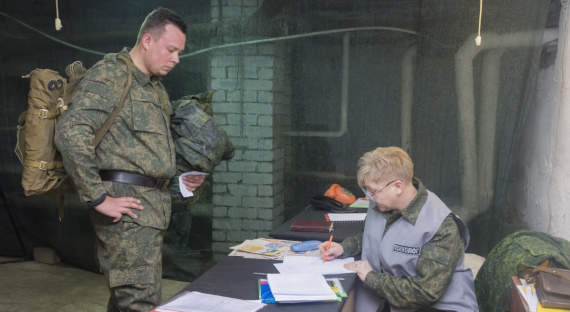 На восток Украины прибыли добровольцы из Крыма