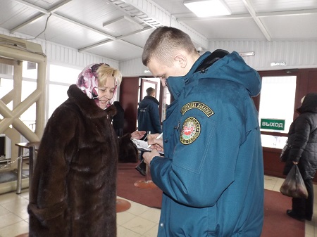 В Хакасии начали работу консультационные пункты по вопросам пожарной безопасности