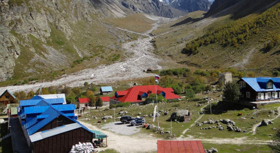 В КБР лагерь альпинистов отрезан от мира из-за схода селевого потока
