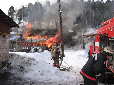 Морозы в Хакасии продолжают уничтожать имущество людей огнем