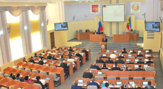 На два кресла в Верховном Совете Хакасии нашлось 14 претендентов