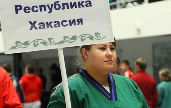 Татьяна Зырянова из Хакасии - чемпионка мира по борьбе на поясах