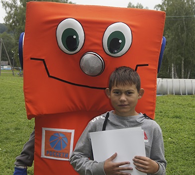 В Хакасии энергетики объяснили детям, чем грозят селфи вблизи электроопор