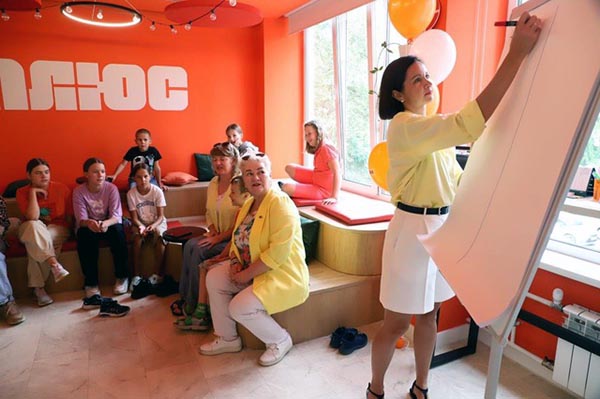 «Лето в ПЛЮСе» объединило десятки детей и подростков Саяногорска