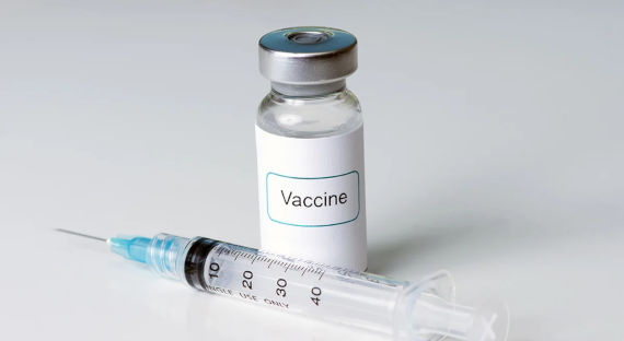 В России до 15 августа одобрят применение вакцины против COVID-19