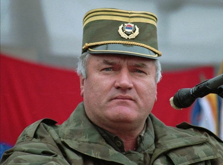 Сербский генерал Радко Младич приговорен к пожизненному заключению