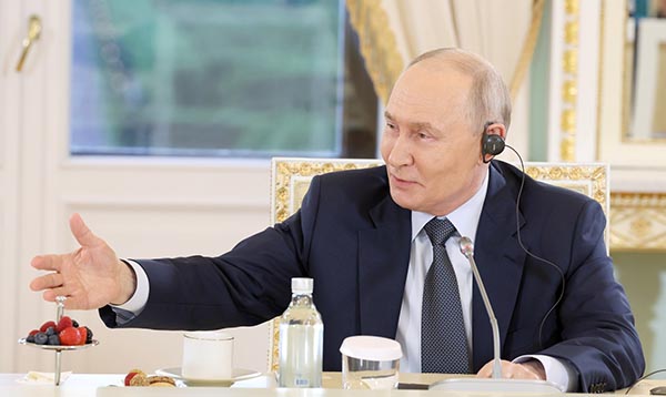 Владимир Путин встретился с представителями международных информагентств