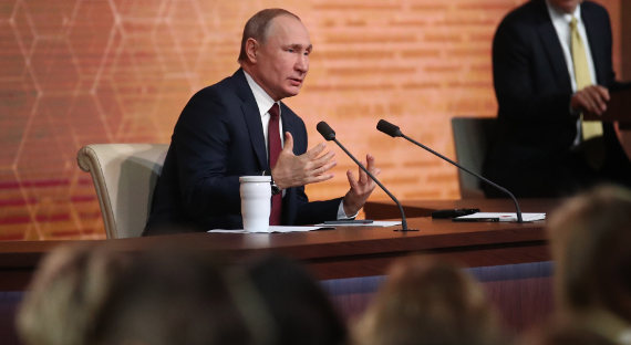 Путин назвал меры для увеличения зарплат медиков