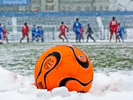 В России решили, что играть в футбол в мороз – это нормально