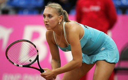 Российская теннисистка Веснина выиграла турнир в Индиан-Уэллсе