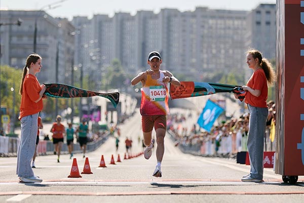 Абаканские легкоатлеты стали призёрами эстафеты по Садовому кольцу в Москве
