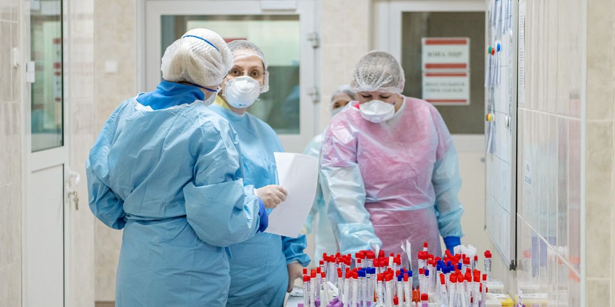 В Хакасии увеличилось количество пациентов, тяжело болеющих COVID-19