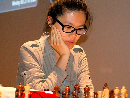 Китаянка Хоу Ифань вернула себе мировую шахматную корону