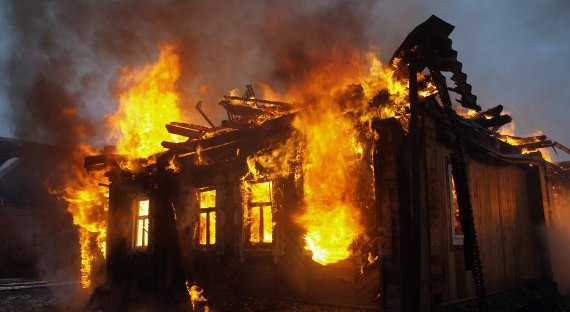 В Красноярском крае при пожаре сгорели три человека