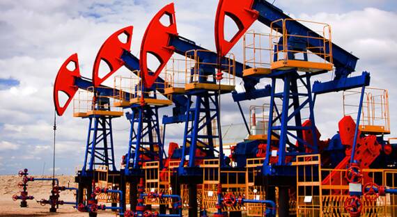 Новак: Россия в марте сократит нефтедобычу