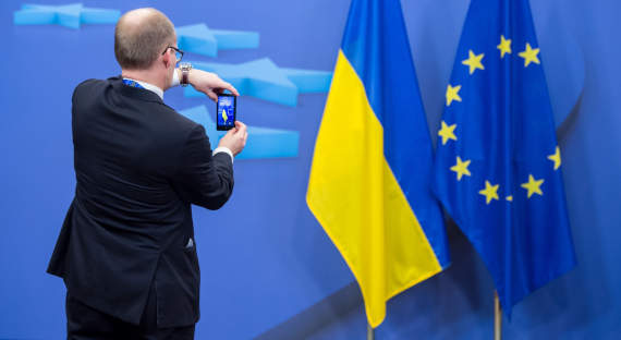 Украина подала заявку на вступление в ЕС