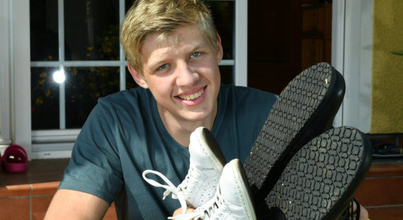 Шестнадцатилетний немец с самыми большими ступнями попал в Книгу рекордов Гиннеса