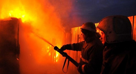 Ночь горящих бань: в Хакасии за ночь произошли сразу три пожара