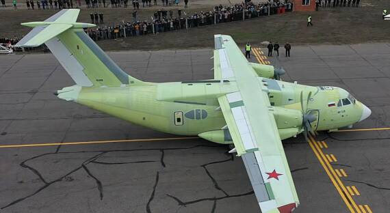 В России может быть создан новый военно-транспортный самолет — Ил-212