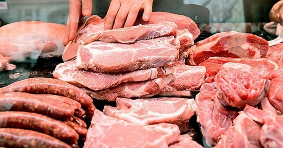 Потенциально опасное мясо не попало в магазины Хакасии