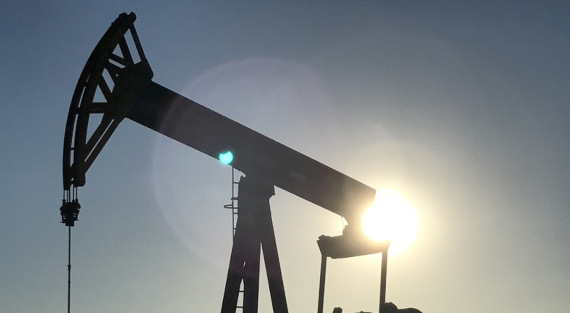 Нефть подешевела до 63,37 долларов за баррель