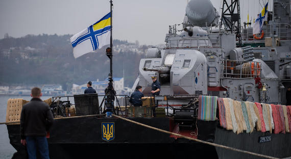 Украина опять собирается отправить корабли в Керченский пролив