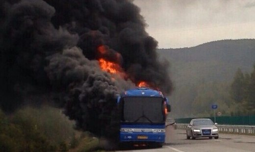 В Китае сгорел автобус с российскими туристами (ВИДЕО)